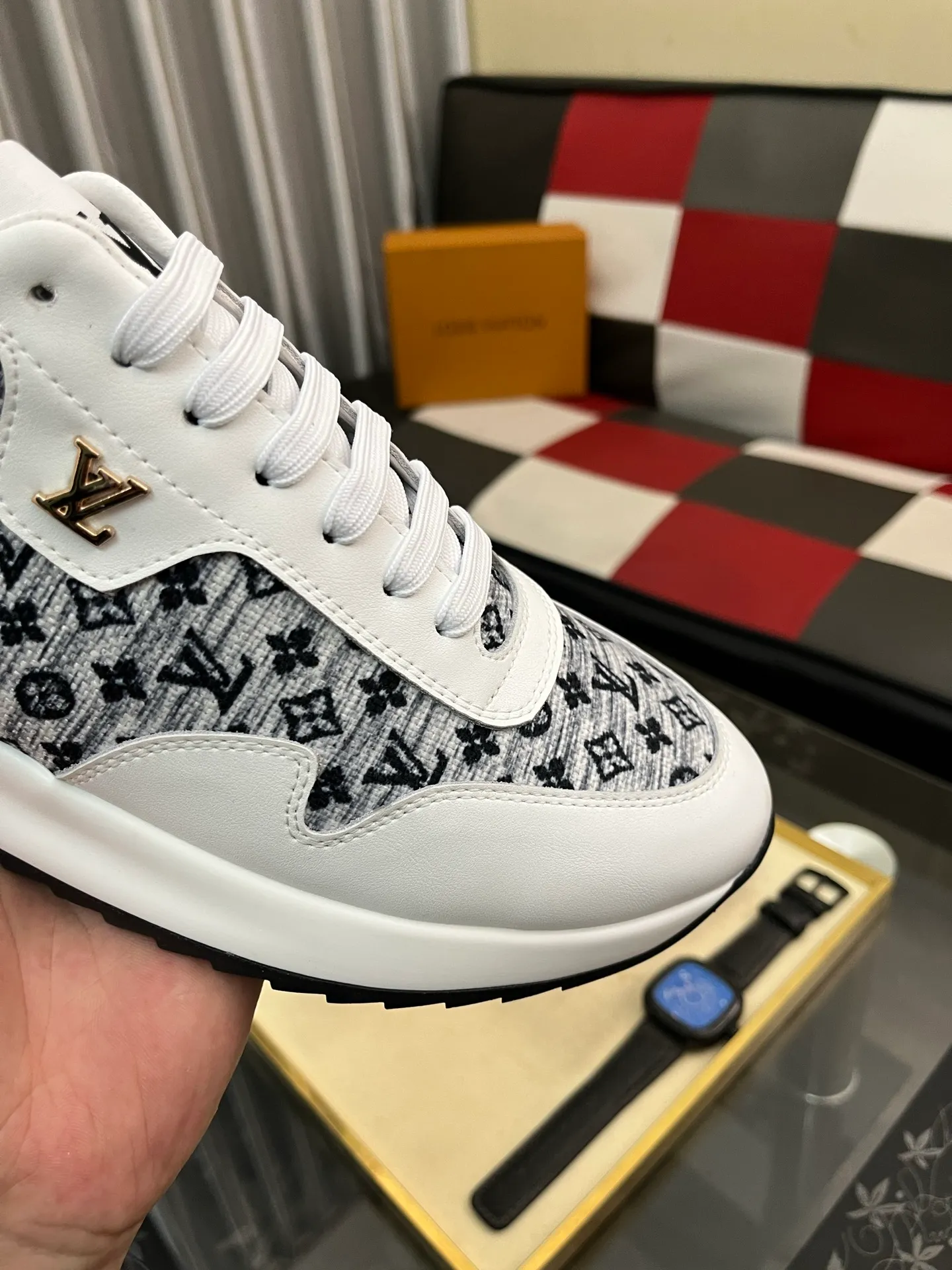 Men's shoes 💰438⌚️⌚️LV Louis Vuitton. The latest fashionable casual shoes are popular in physical stores. New spring and summer comfortable imported custom original cowhide, unique jacquard fabric element design. With sheepskin lining, Lv original bottom, [sun][sun] high-end packaging and high quality💪Details determine the quality, you can enter and exit the counter at will, welcome to compare🇮🇹Number of sizes 38-443️⃣Color options available